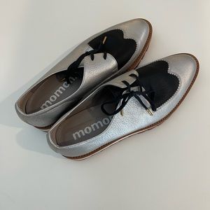 momon shoes from Tokyo - size 7 in US (23.5).